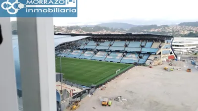 Piso en venta en Calle de Alexandre Bóveda, As Travesas-Balaídos (Distrito Casco Urbano. Vigo) de 320.000 €