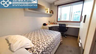 Piso en venta en Calle de Alexandre Bóveda, As Travesas-Balaídos (Distrito Casco Urbano. Vigo) de 320.000 €