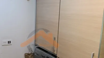 Apartment on Carrer de l'Emperadriu Eugènia photo 5