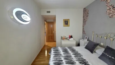 Piso en venta en Calle del Planeta Júpiter, 1, Parla Este (Parla) de 279.990 €