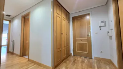 Piso en venta en Calle del Planeta Júpiter, 1, Parla Este (Parla) de 279.990 €