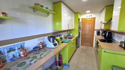 Piso en venta en Calle del Planeta Júpiter, 1, Parla Este (Parla) de 279.990 €