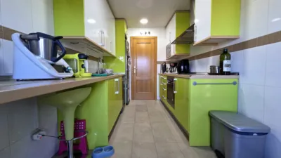 Piso en venta en Calle del Planeta Júpiter, 1, Parla Este (Parla) de 279.990 €