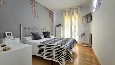 Piso en venta en Calle del Planeta Júpiter, 1, Parla Este (Parla) de 279.990 €