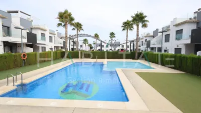 Casa en venta en Calle de Empresarios, Núcleo (Pilar de la Horadada) de 225.000 €