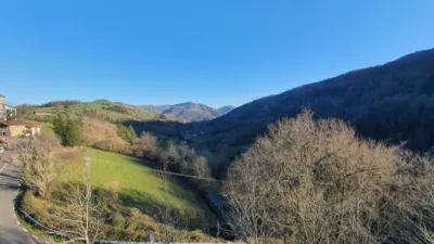 Chalet adosado en venta en Calle Peru Bidea, Alkiza de 425.000 €