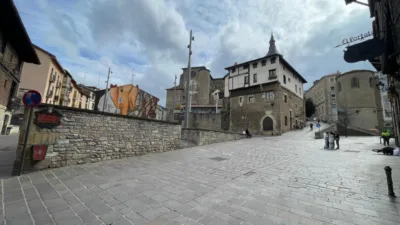 Piso en venta en Calle Correría, cerca de Calle Zapatería, Casco Viejo (Vitoria - Gasteiz) de 185.000 €