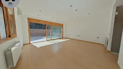 Casa en venta en Carrer Miles Davis, 30, Sentmenat de 409.000 €