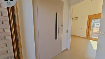 Casa en venta en Carrer Miles Davis, 30, Sentmenat de 409.000 €