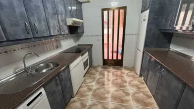 Apartment on Calle de Cáceres photo 2