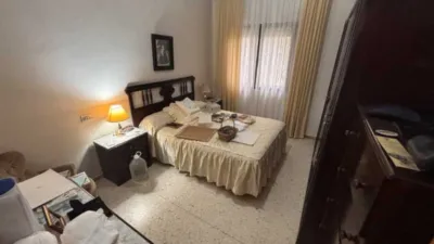 Apartment for sale on Avenida Puente Nuevo photo 4