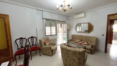 Flat on Calle de Valle Inclán photo 4