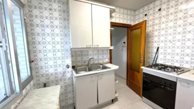 Flat on Calle de Valle Inclán photo 9