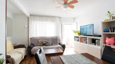 Piso en venta en Calle de Camarena, Aluche (Distrito Latina. Madrid Capital) de 349.000 €
