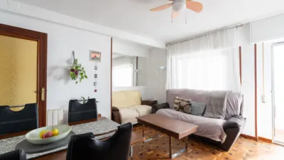 Piso en venta en Calle de Camarena, Aluche (Distrito Latina. Madrid Capital) de 349.000 €