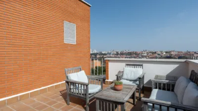 Ático en venta en Calle de Caramuel, cerca de Calle de Fuendetodos, Cármenes (Distrito Latina. Madrid Capital) de 520.000 €