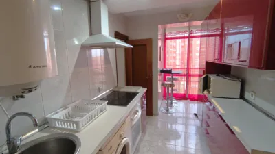 Piso en alquiler en Calle de Escalona, cerca de Calle Seseña - Imagen 3