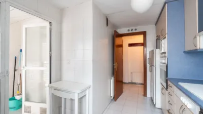Piso en venta en Paseo de los Jesuitas, cerca de Calle de Egica, Puerta del Ángel (Distrito Latina. Madrid Capital) de 295.000 €