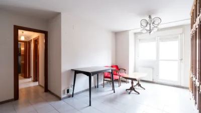Piso en venta en Paseo de los Jesuitas, cerca de Calle de Egica, Puerta del Ángel (Distrito Latina. Madrid Capital) de 295.000 €