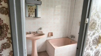 Semi-detached house in Barrio Aes photo 10