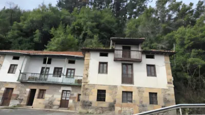 House on Cillero Street photo 2