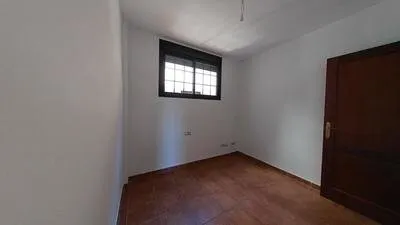 Apartment on Manuel Bello Ramos Street photo 3