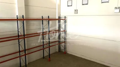 Nave industrial en alquiler en Rejas - Vista 4