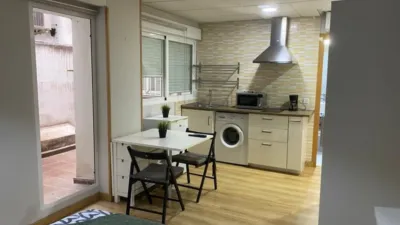 Estudio en alquiler en Pueblo Nuevo - Imagen 2
