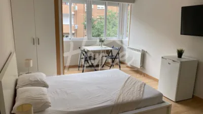 Estudio en alquiler en Pueblo Nuevo - Imagen 2