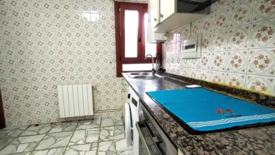 Piso en venta en Calle del General Castaños, cerca de Calle de Ortuño de Alango, Buenavista (Portugalete) de 175.000 €