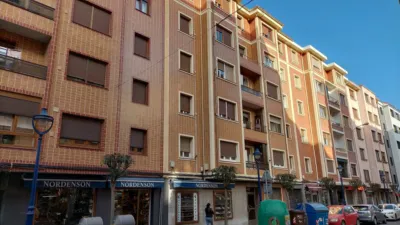 Piso en venta en Calle del General Castaños, cerca de Calle de Ortuño de Alango, Buenavista (Portugalete) de 175.000 €
