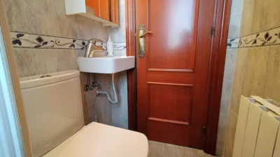 Piso en venta en Calle del General Castaños, cerca de Calle de Ortuño de Alango, Buenavista (Portugalete) de 175.000 €