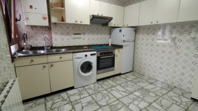 Piso en venta en Calle del General Castaños, cerca de Calle de Ortuño de Alango, Buenavista (Portugalete) de 175.000 €