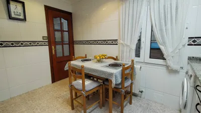 Piso en venta en Calle de Juan XXIII, Centro (Santurtzi) de 348.000 €