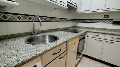 Piso en venta en Calle de Juan XXIII, Centro (Santurtzi) de 348.000 €