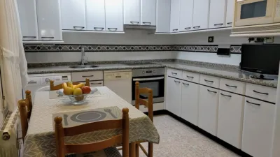 Piso en venta en Calle de Juan XXIII, Centro (Santurtzi) de 348.000 €