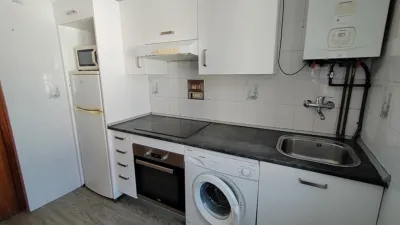 Apartment on Calle de Julián Gayarre photo 16