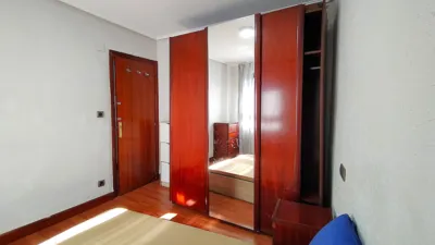 Apartment on Calle de Julián Gayarre photo 13
