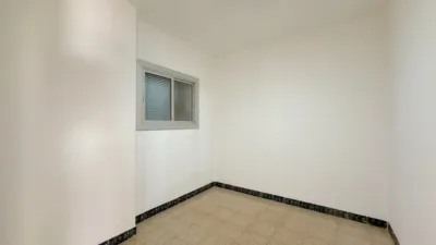 Piso en venta en Carrer de Martí i Codolar, Santa Eulàlia (L'Hospitalet de Llobregat) de 366.940 €