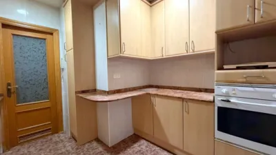 Piso en venta en Carrer de Martí i Codolar, Santa Eulàlia (L'Hospitalet de Llobregat) de 366.940 €