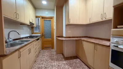 Piso en venta en Carrer de Martí i Codolar, Santa Eulàlia (L'Hospitalet de Llobregat) de 366.940 €