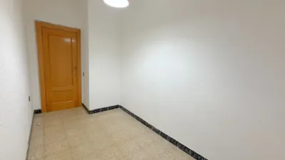 Piso en venta en Carrer de Martí i Codolar, Santa Eulàlia (L'Hospitalet de Llobregat) de 366.940 €