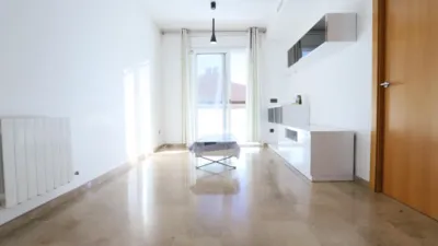 Apartment in Esplugues de Llobregat photo 2