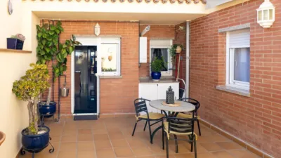 House on Carrer de la Travessera photo 11