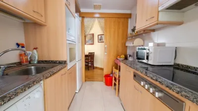 Apartment on Carrer de Sevilla photo 17