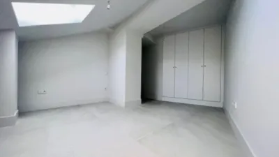 Duplex on Paseo del Espolón photo 31