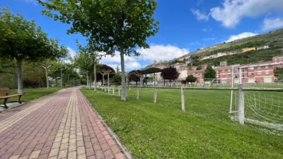 Semi-detached chalet on Calle de la Herrería photo 24
