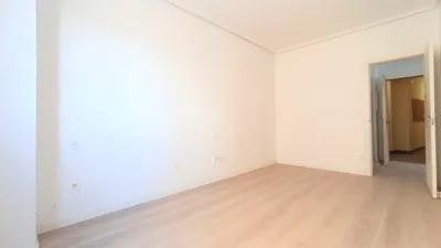 Flat on Calle de las Huertas photo 22