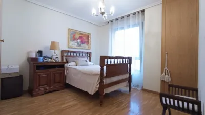 Apartment on Calle de Victoria Balfe photo 7