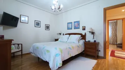 Apartment on Calle de Victoria Balfe photo 8